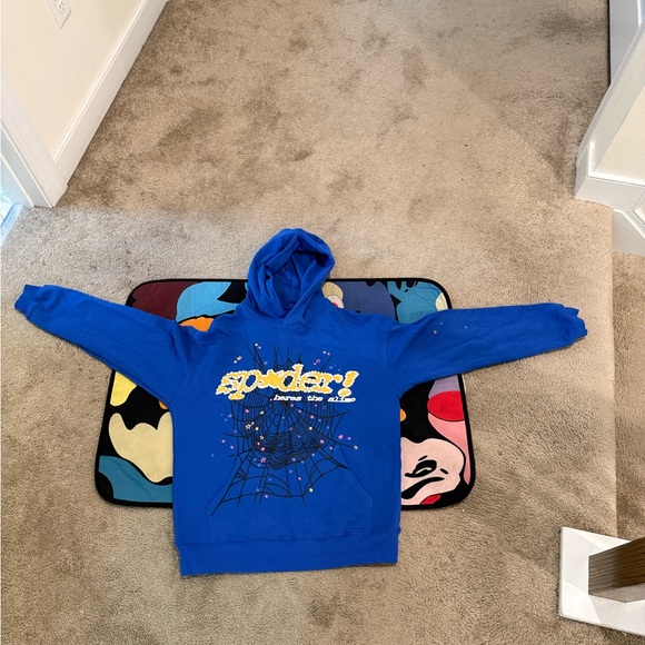 Spider hoodie - Picture 1 of 2
